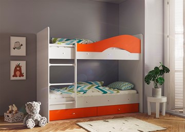 Двухъярусная детская кровать Мая с 2 ящиками на щитах, корпус Млечный дуб, фасад Оранжевый в Туле - предосмотр