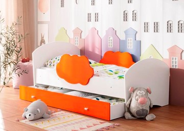 Детская кровать Тучка с ящиком, корпус Белый, фасад Оранжевый в Туле