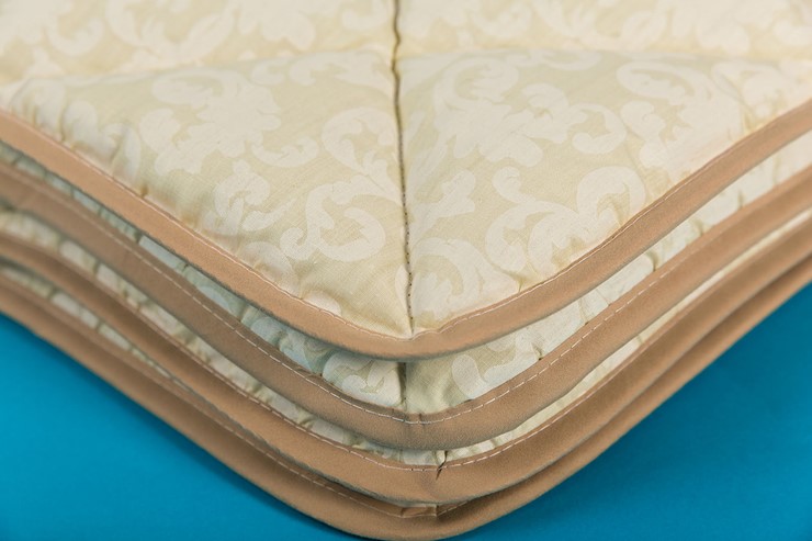 Одеяло всесезонное полутороспальное Шерсть & Хлопок в Туле - изображение 1
